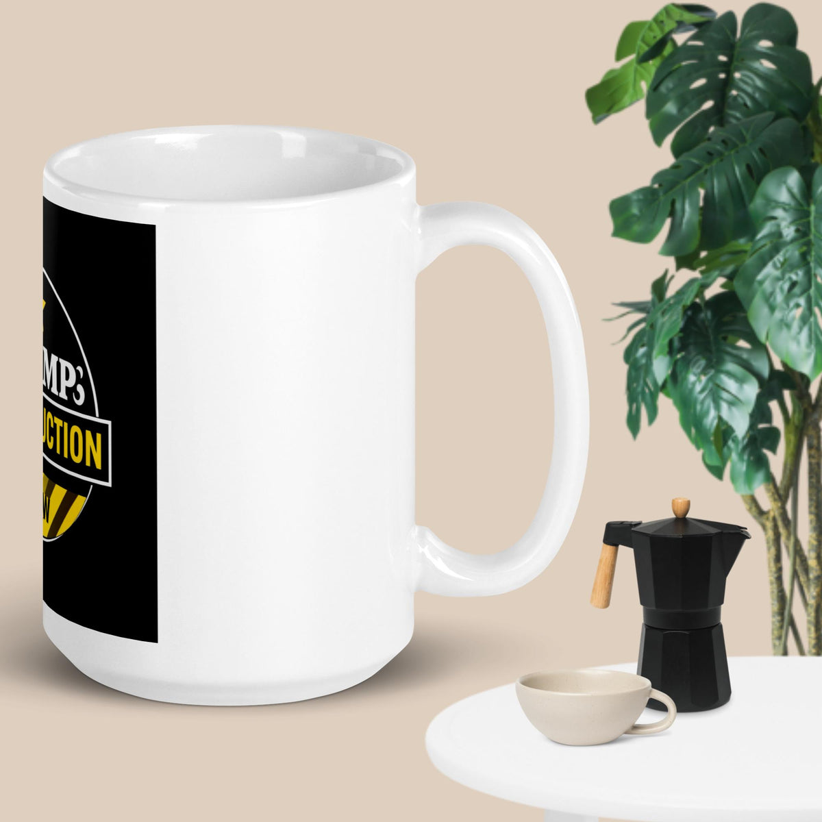 Trumps Crew White glossy mug